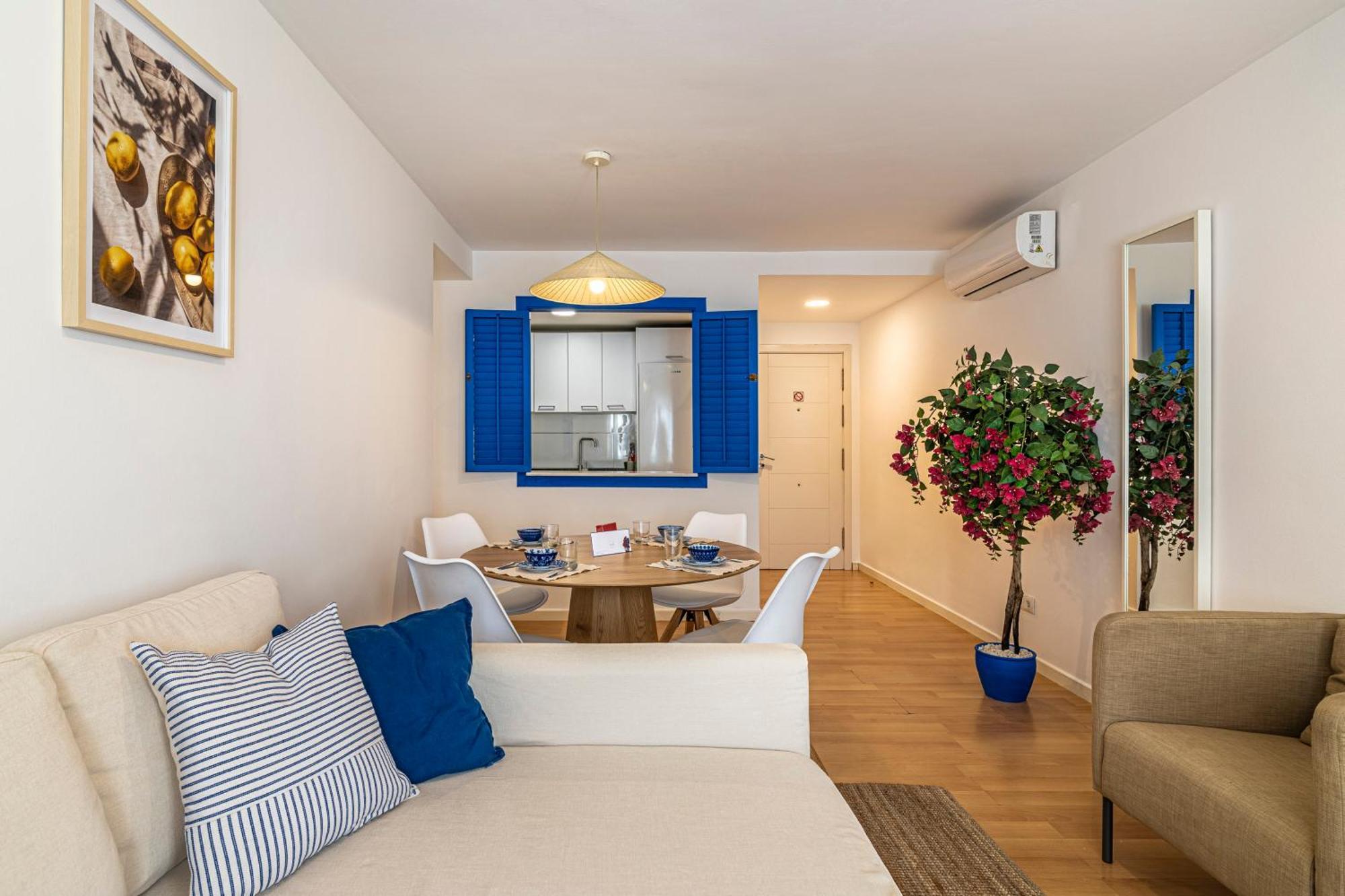 Solis Mare Apartments - Pedregalejo Beach Malaga Exterior photo